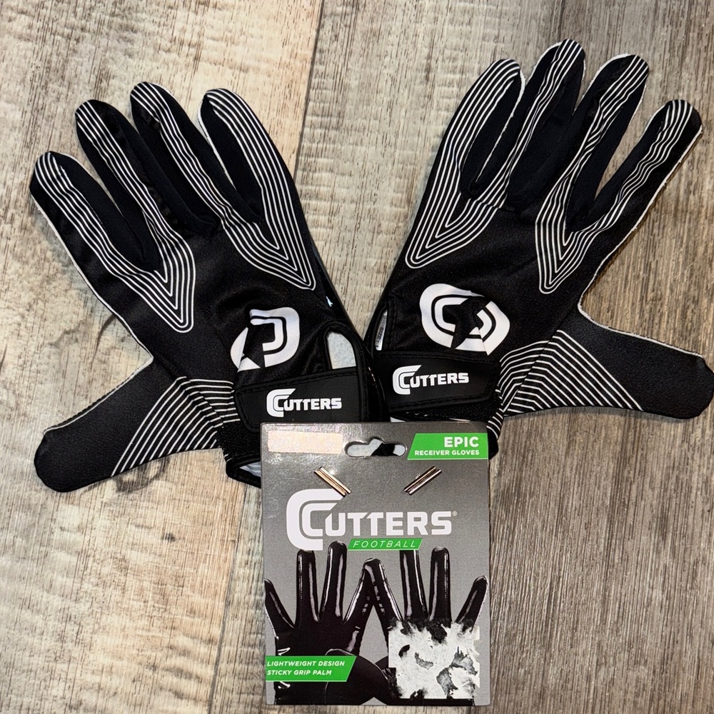 Cutters Epic Receiver Gloves Size  L/XL